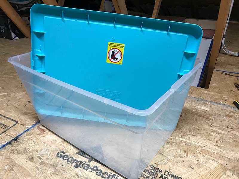 Sterilite container with lid inside